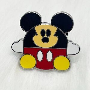 🔮 5/$25 Disney Round‎ Characters Mickey Mouse Pin